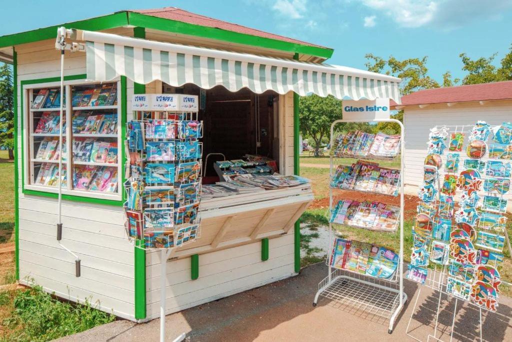 Easyatent Safari Tent Park Umag Exterior foto